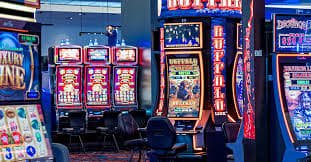Philippines player browsing slot game categories on 204pub mobile browser